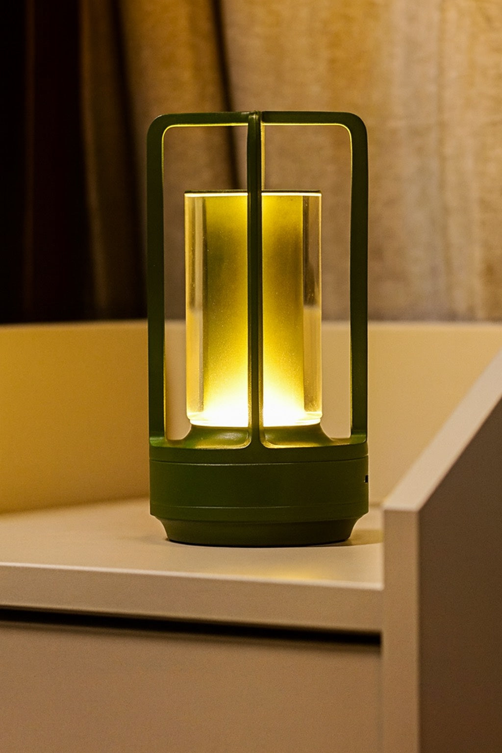 Klarako Crystal Lantern Lamp Bulk | Hotels, Restaurants, Hospitality Table Lamp