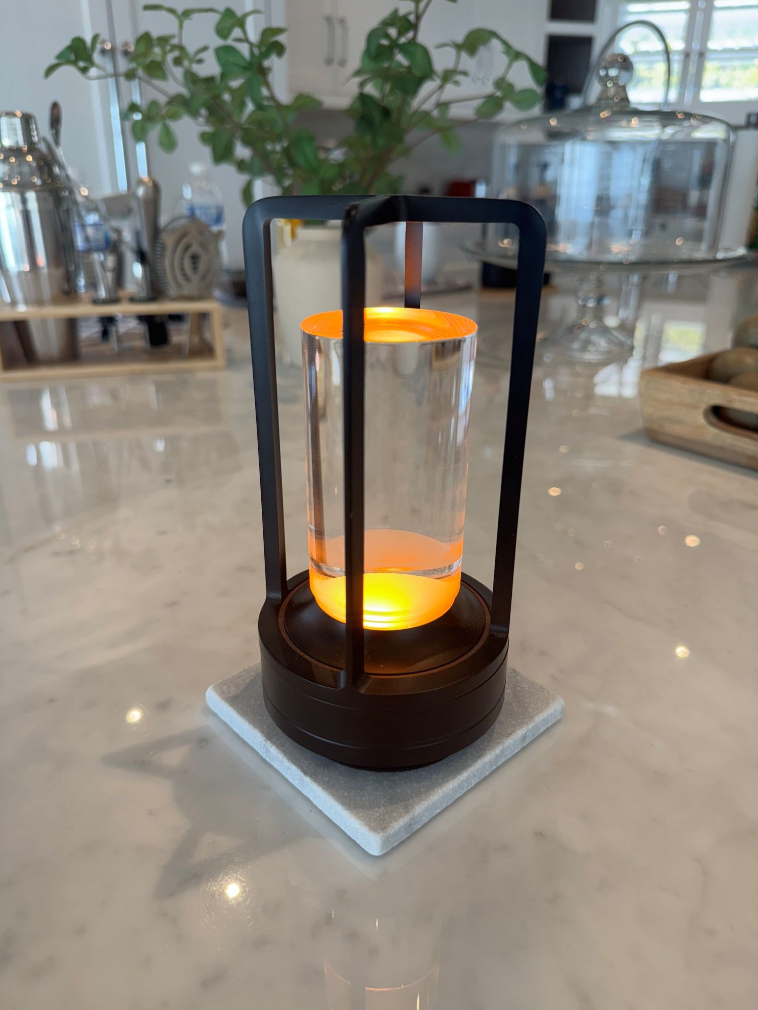 White Studio Marble Stand – Coaster-Style Lamp & Candle Base